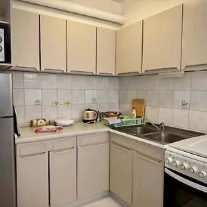 apartments-maricic-banjol.primorje-gorskikotar.com/